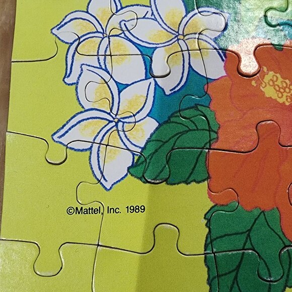 Vintage 1989 Barbie Tropical Puzzle 100 Pc Mattel Hawaii Island Theme Complete - Picture 3 of 10